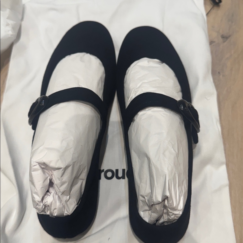 Larroude Verona Suede leather Mary Jane Flats - Picture 9 of 12